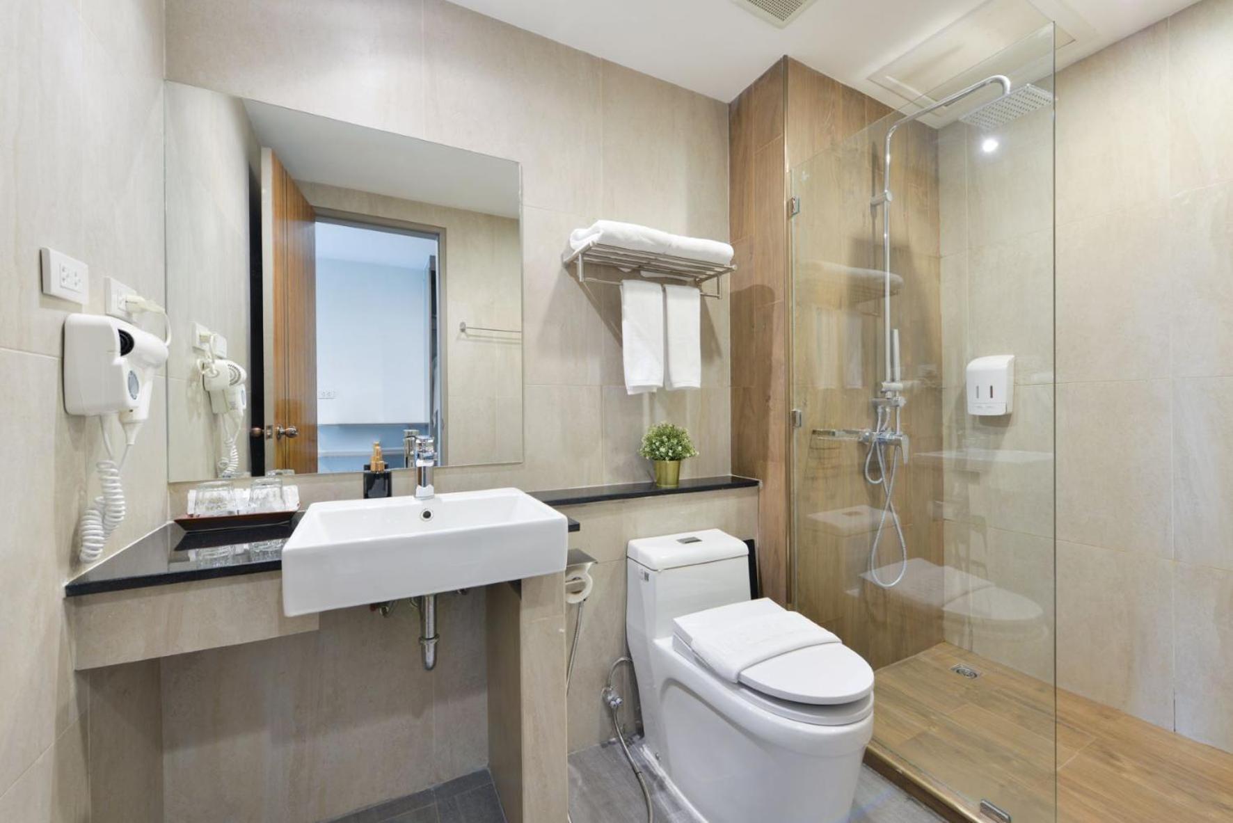 Bedever Boutique Bangkok Hotel - Bts Phra Khanong Luaran gambar